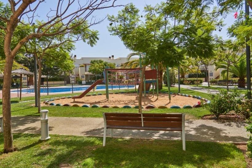 Apartamento Primera Linea De Playa Isla Cristina Urbanizacion Zarati Eksteriør bilde
